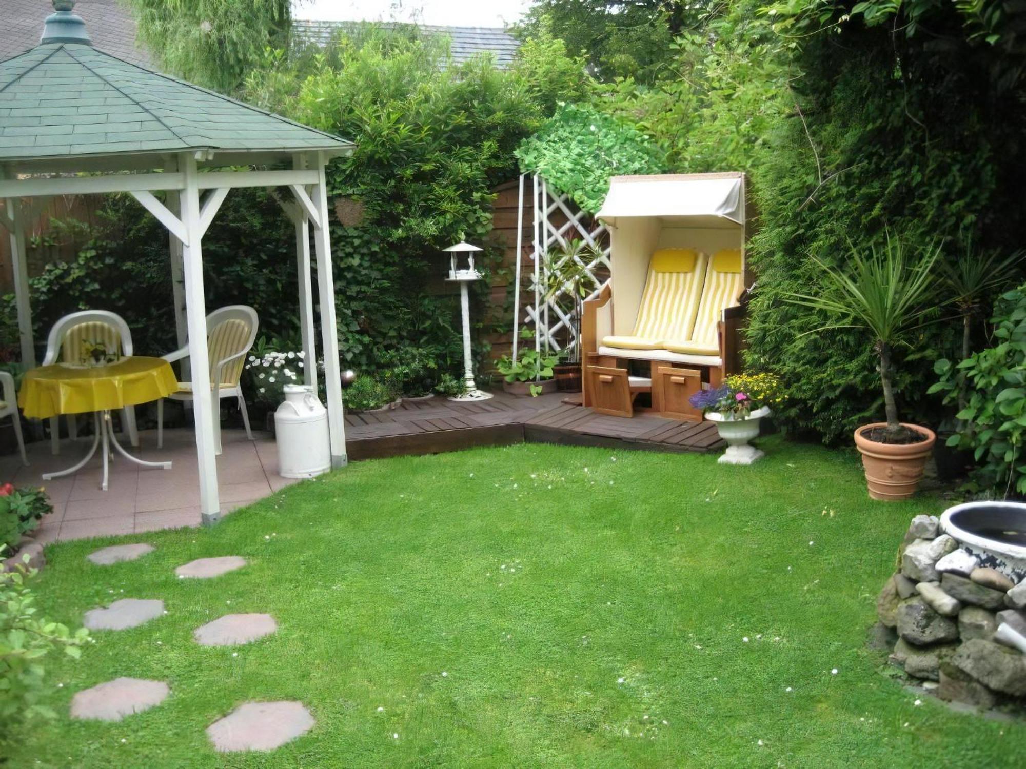 Grosse Ferienwohnung Mit Balkon Und Garten Steinen  Dış mekan fotoğraf